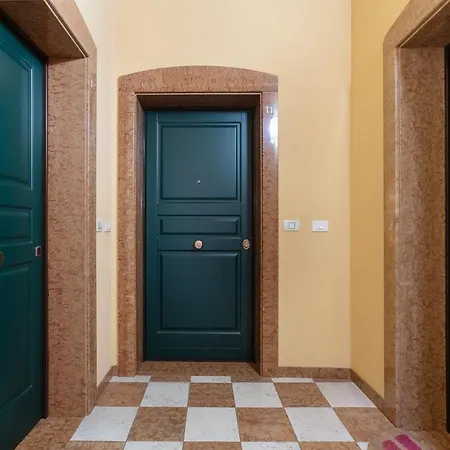 Palazzo Manfredini Exclusive & Deluxe Apartament *